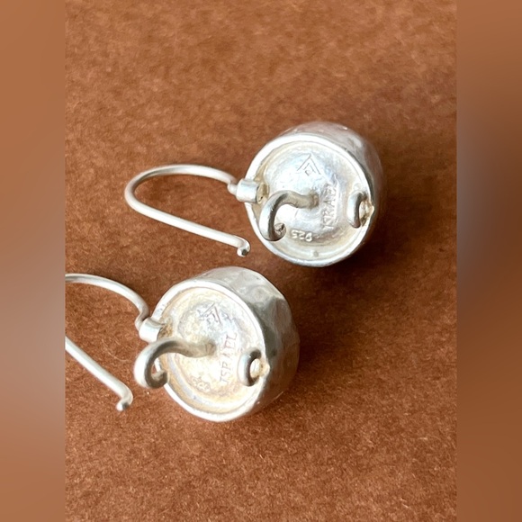 Silpada Pearl 'Margarite' Drop Sterling Silver
Earrings W1750 retired - Picture 4 of 5